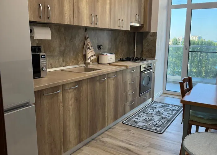 Army 2 Apartament Konstanca